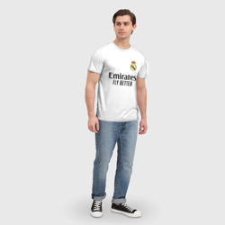 Футболка с принтом Модрич Реал Мадрид форма 24/25 для мужчины, вид на модели спереди №3. Цвет основы: белый