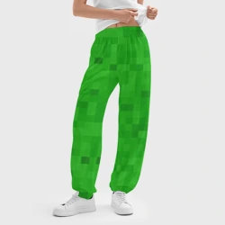 Женские джоггеры оверсайз 3D Крипер персонаж текстура пиксельная зеленая - фото 2
