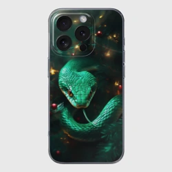 Чехол для iPhone 16 Pro Max силиконовый с защитой камеры Зелёная новогодняя уходящая змея