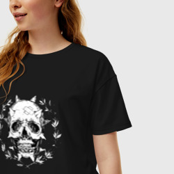 Женская футболка хлопок Oversize Life is Strange - Череп с шипами - фото 2