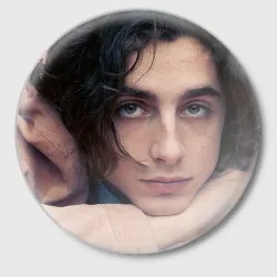 Значок Timothe Chalamet on a pink background