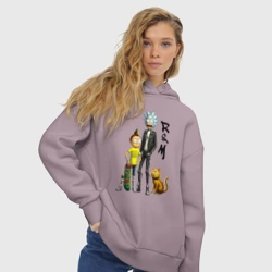 Женское худи Oversize хлопок Рыжий кот притулился к Морти и Рику - фото 2