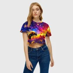 Женская футболка Crop-top 3D Пчелка в космосе
