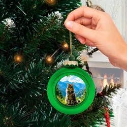 Ёлочный шар стеклянный/пластиковый Мейн-кун летом в горах - фото 2