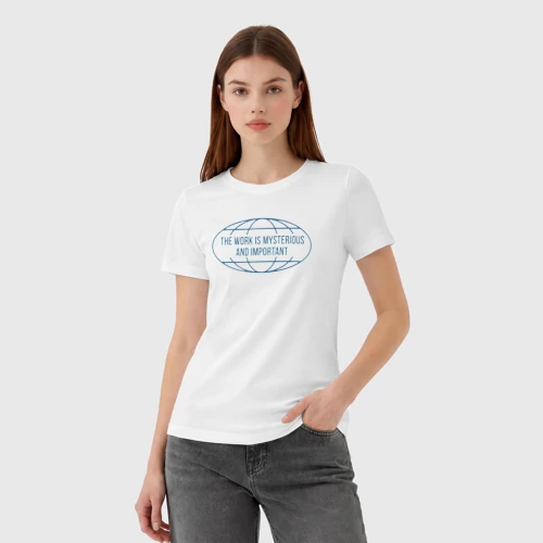 Женская футболка хлопок с принтом Lunon - the work is mysterious and important, фото на моделе #1