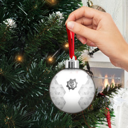 Ёлочный шар Gears of War white poly - фото 2