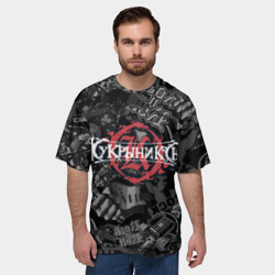 Мужская футболка oversize 3D Кукрыниксы логотип на фоне гитар - фото 2