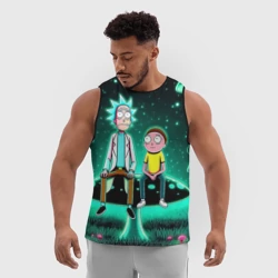 Мужская спортивная майка 3D Рик и Морти сидят на чёрном неоновом грибе - фото 2