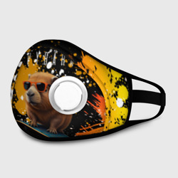 Маска из неопрена Капибара на скейте на фоне брызг 