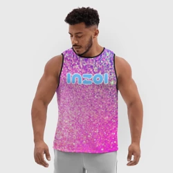 Мужская спортивная майка 3D Inzoi лого и розовые блестки  - фото 2