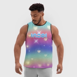 Мужская спортивная майка 3D Inzoi радужный фон и сердечки - фото 2