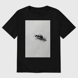 Женская футболка хлопок Oversize Муравей и тень на бумаге