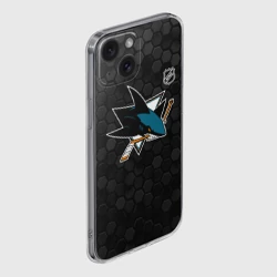 Чехол для iPhone 15 силиконовый с защитой камеры Сан Хосе Шаркс - черные соты - фото 2