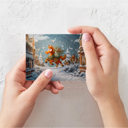 Поздравительная открытка Новогодняя лошадка с большими глазами - фото 2