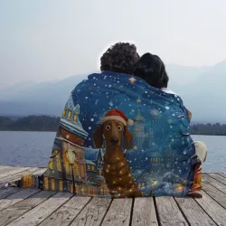 Плед 3D Удивленная новогодняя такса в гирлянде на фоне города - фото 2